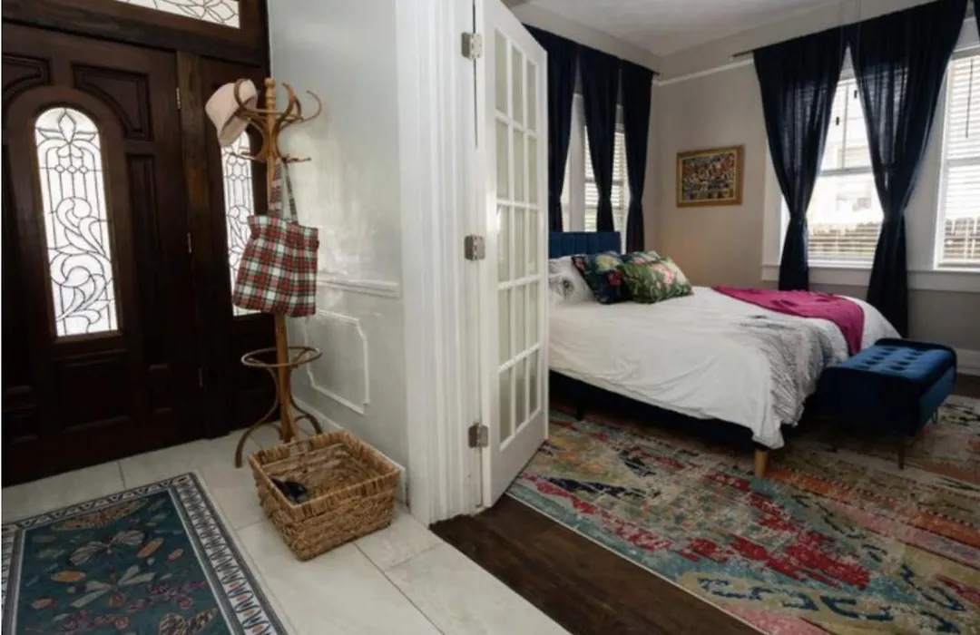 Charming 1927 Bungalow With Hot Tub In Ybor City-1